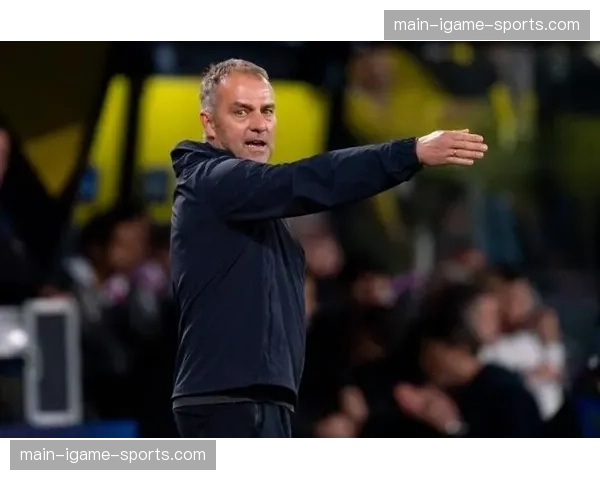 特写：伤愈复出的佩德里首次在弗里克“3-4-3”阵型中担任左中场