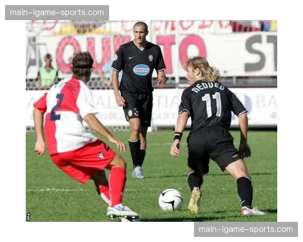 历史回顾:二十年前“电话门”事件如何永久改变了意甲格局 历史回顾:二十年前“电话门”事件如何永久改变了意甲格局