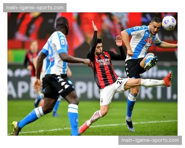 终场哨响，AC米兰主帅阿莱格里神情凝重承认争冠无望